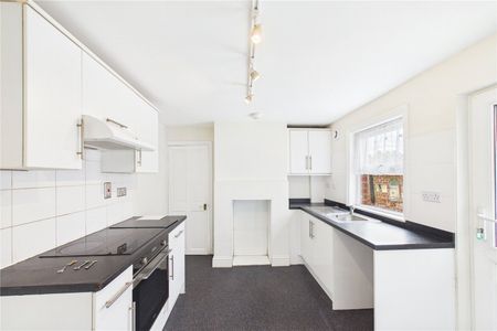 School Road, Tilehurst, Reading, Berkshire, RG31 - Photo 5