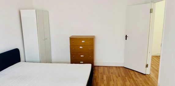 Room in a Shared House, Dysons Road, N18 - Photo 2
