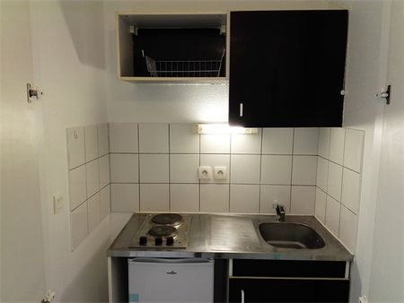 Appartement - 2 pièces - Jardin Lecoq/Facultés - Photo 2