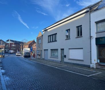 Woning met 2 ruime slpks in hartje Jabbeke - Foto 3