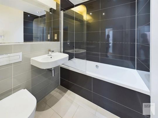 2 bedroom apartment to rent - Photo 1