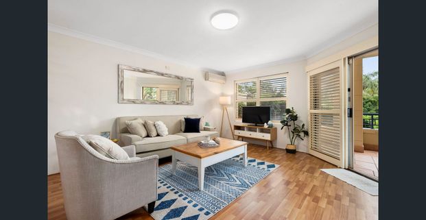 Short Term Rental - 3 Bedroom Fully Furnished Peaceful Garden Apartment - Photo 1