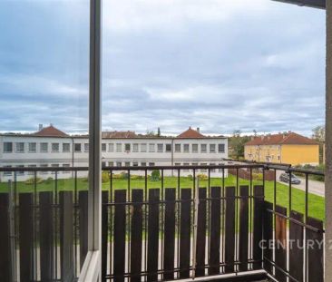 Nabídka pronájmu atraktivního bytu 2+1 po rekonstrukci s balkonem a... - Фото 2