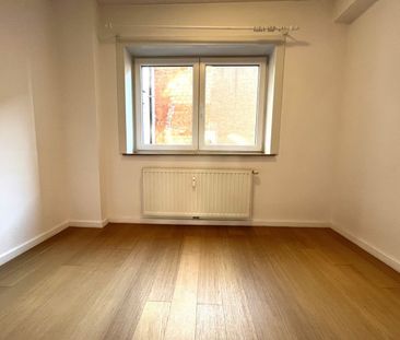 Appartement met 3 slaapkamers gelegen in het centrum van Genk - Foto 1