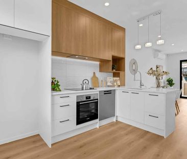 Modern 2 Bedroom + Study - Photo 2