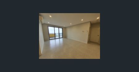 Modern 2-Bedroom Apartment in Prime Bankstown Location - Photo 5