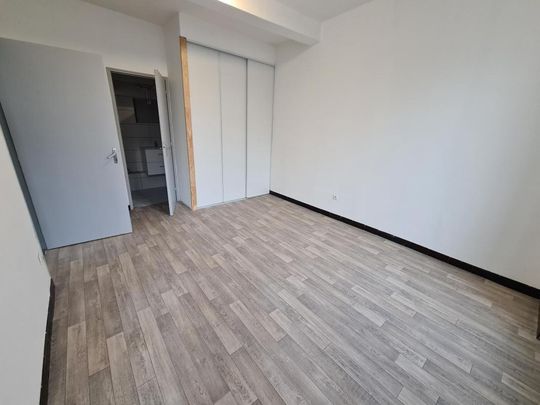 Location Appartement 1 pièce 39m² LE CREUSOT 71200 - Photo 1