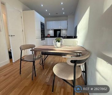 1 bedroom flat to rent - Photo 2