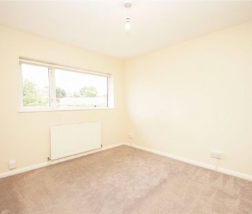 3 bed Terraced House for rent - Photo 5