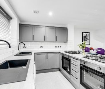 6 bedroom house to rent - Photo 2