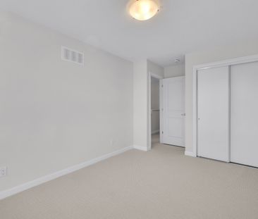 For Lease - 2526 Esprit Drive, Orleans - Cumberland and Area, Ontario - Photo 6