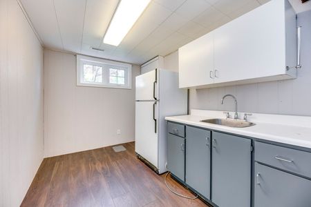 For Lease - 59 Mccraney Street, Oakville, Ontario - Photo 5