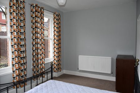 2 Bed Flat, Widdenham Road, N7 - Photo 4