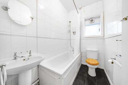 Woodside, London, SW19 - Photo 5