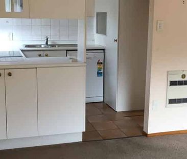 Four bedroom townhouse - Photo 2