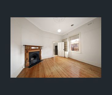 Two bedroom Edwardian house in ideal position- with courtyard! - Photo 5