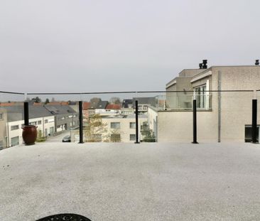 Instapklaar appartement met 2 slpk en groot terras voor 850 EUR/mnd - Photo 4
