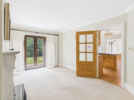 Ledborough Gate, Beaconsfield,HP9 - Photo 4