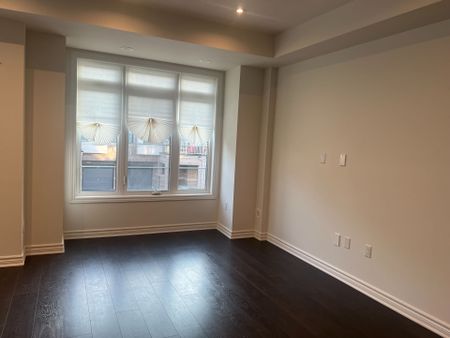 For Lease - 1160 Lloyd Landing, Milton, Ontario - Photo 5