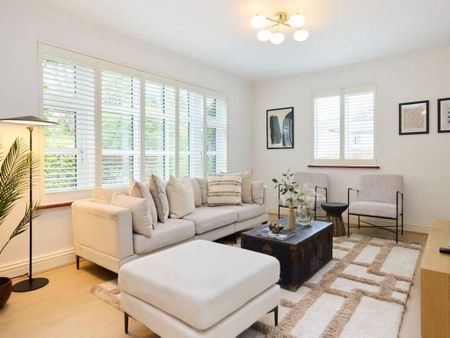 4 bedroom detached house to rent - Photo 4