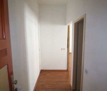 Kleine Single-Wohnung im san. Altbau ***Laminat***Dusche***offene K... - Foto 3