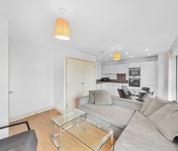 1 Bed Flat, Marner Point, E3 - Photo 4
