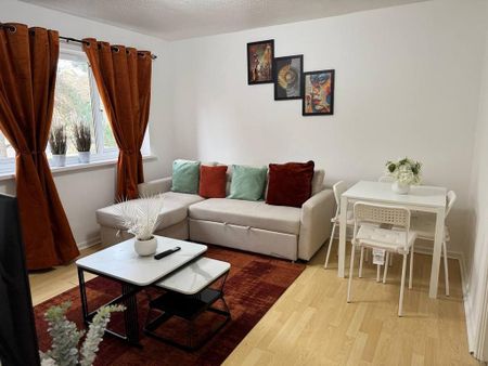 1 bedroom flat to rent - Photo 4