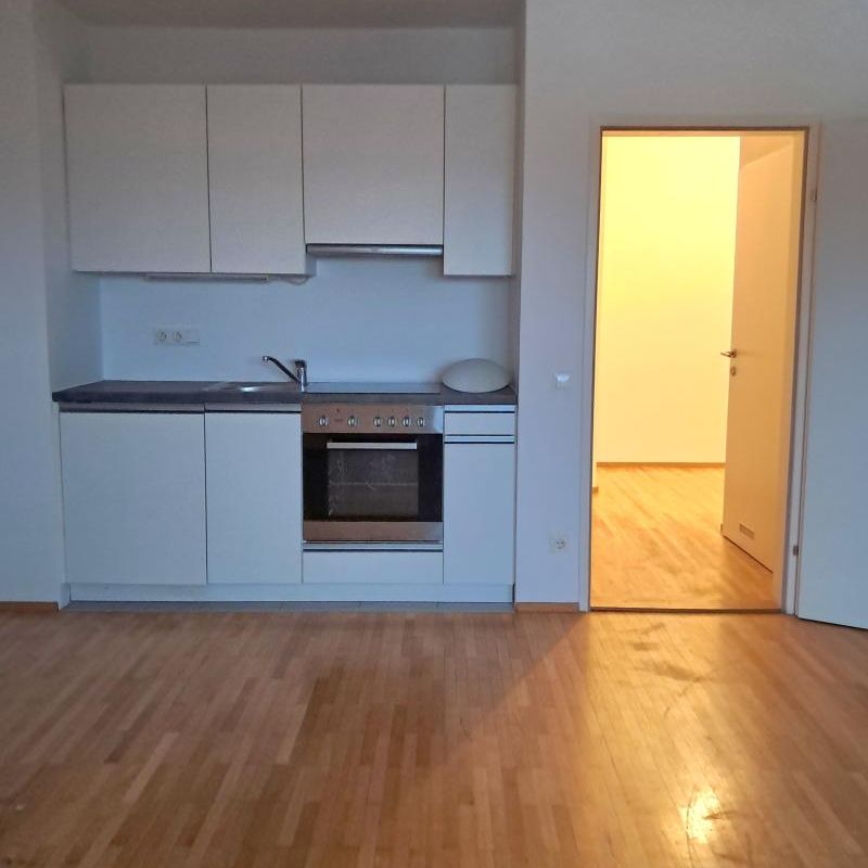 Rudolfstraße 24/5/DG: Hübsche 2-Zimmerwohnung 57,78m2 mit Blick zum Schlossberg, ablösefreie Küche, 5.Liftstock! - Foto 1