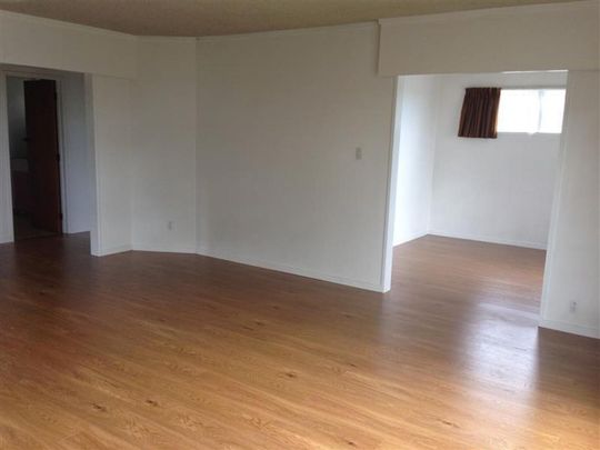 78 Ravenwood Drive,Forrest Hill - Photo 1