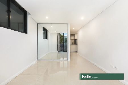 Self contained studio walk to both Strathfield and Homebush - Photo 5
