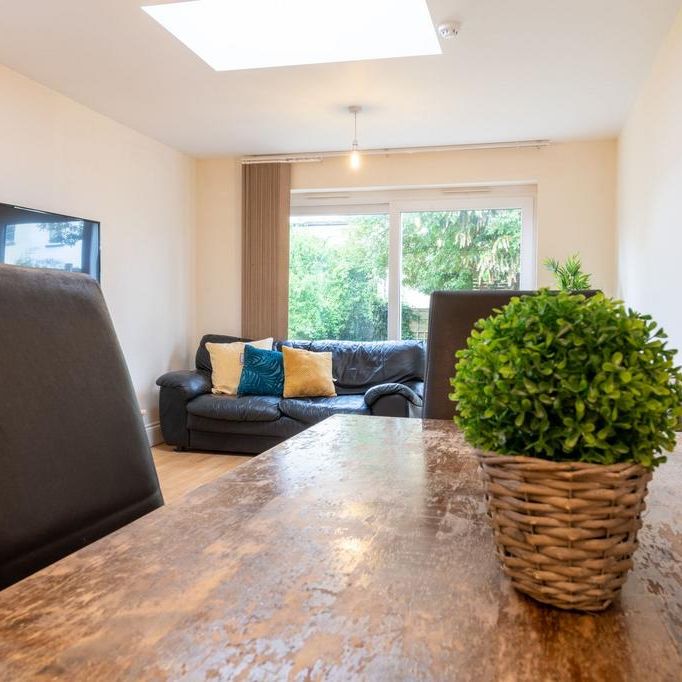 5 bedroom house to rent - Photo 1