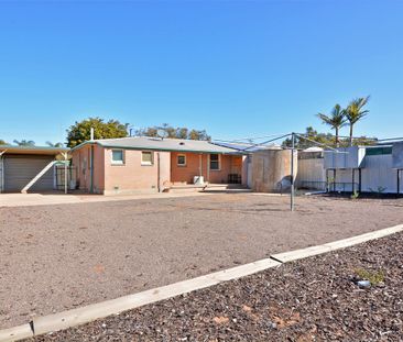 14 Thomas Street, Whyalla Stuart - Photo 6