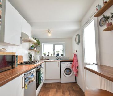 2 bedroom flat to rent - Photo 6