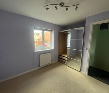 4 bedroom semi-detached house to rent - Photo 4
