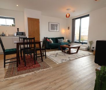 2 bedroom apartment to rent - Photo 2