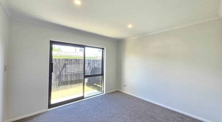 Brand-New Excitement! - Photo 3