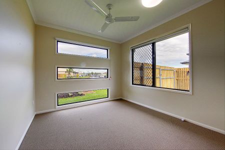 MODERN + WELL PRESENTED 4 BEDROOM HOME IN BURDELL - Photo 3