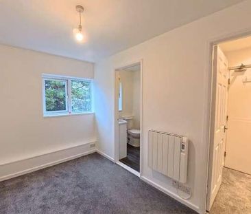 St Martins Court, Weston-super-mare, BS22 - Photo 2