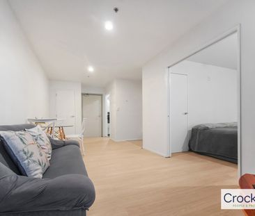 One large bedroom that fully furnished unit near AUT and UOA - Photo 6