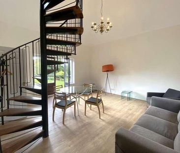 Ferry Lane, Wraysbury, Staines-upon-thames, Berkshire, TW19 - Photo 2