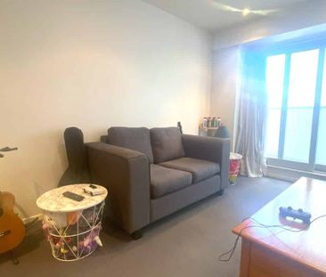 Furnished 2 bedroom in Soho - Photo 2