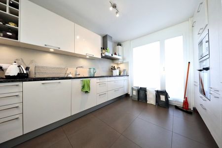 Belle villa jumelle de 5.5 pièces avec vue imprenable sur le lac Léman et le Mont-Blanc - Foto 2