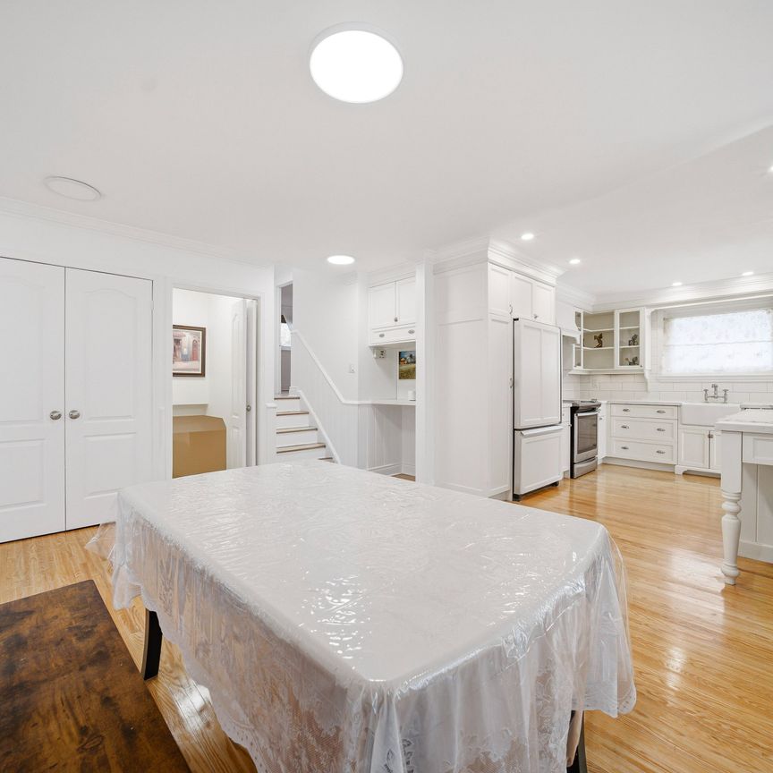 For Lease - 481 Anthony Drive, Oakville, Ontario - Photo 1