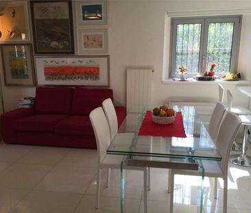 Affittiamo appartamento luminoso di 3.5 a Massagno vicino la FFS - Photo 1