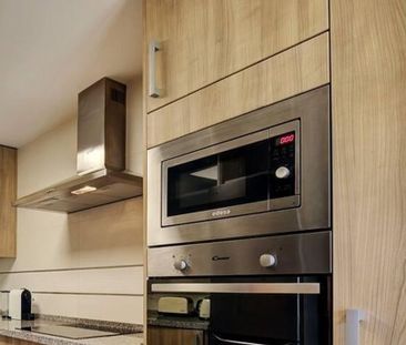 Luxury Townhouse for rent in Estepona, Andalusia - Photo 5