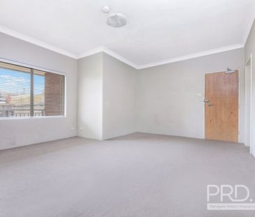 CHARMING ONE-BEDROOM UNIT - Photo 6