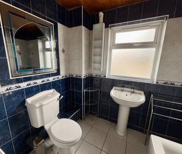 26 Longstone Avenue, Dundonald, Belfast, BT16 2DX - Photo 4