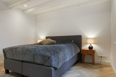 Te huur: Appartement Nieuwezijds Voorburgwal in Amsterdam - Photo 4