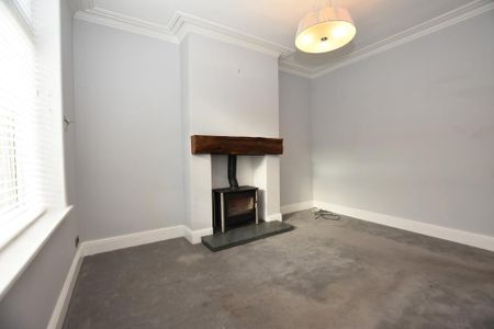 3 bedroom terraced house to rent - Photo 2