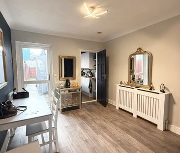 Stanford Street - Photo 4